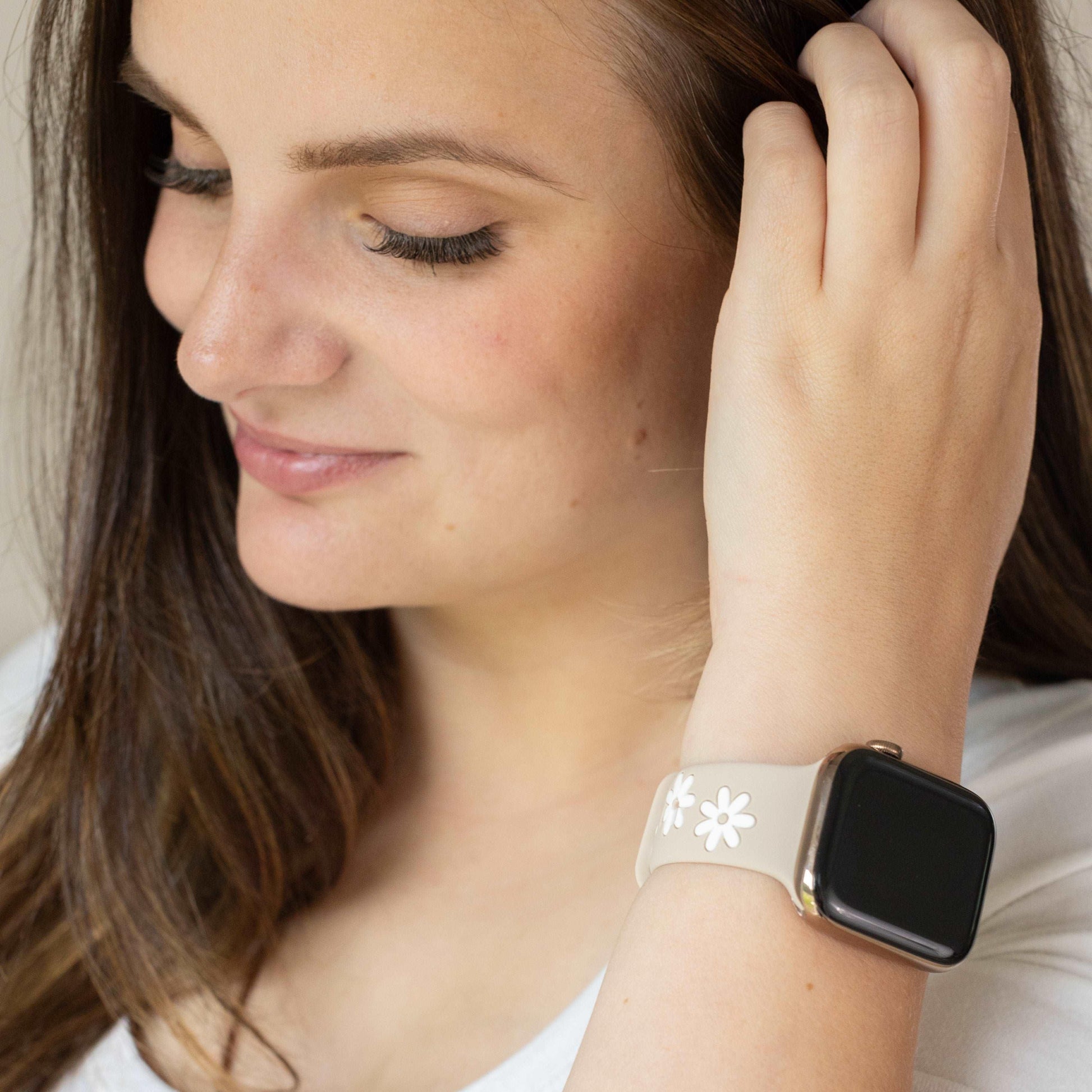 Darling Daisy Nude & White Apple Watch Band - Strawberry Avocados